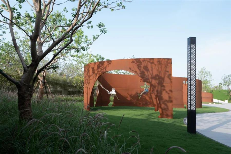 色彩、線條、空間—— 示范區(qū)景觀，簡約非簡單